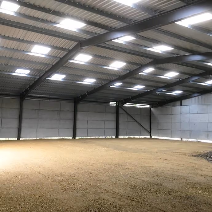 Steel-framed barn under construction in Warwickshire